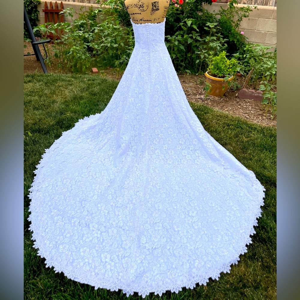 Wedding dress like new from David’s Bridal.